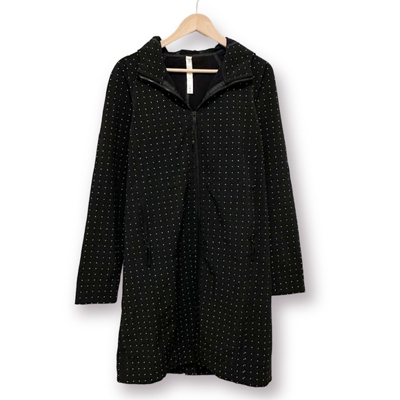 Lululemon Après Yoga Black & White Polkadot Rain Jacket - Picture 1 of 7